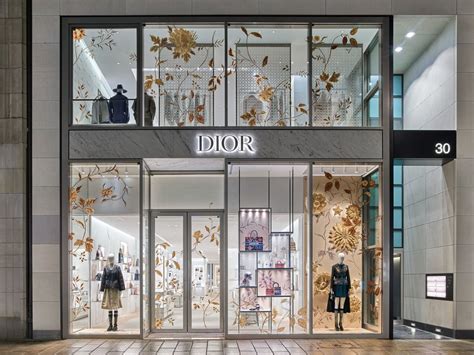 dior neuer wall eröffnung|Dior eröffnet die erste Boutique in Hamburg: So .